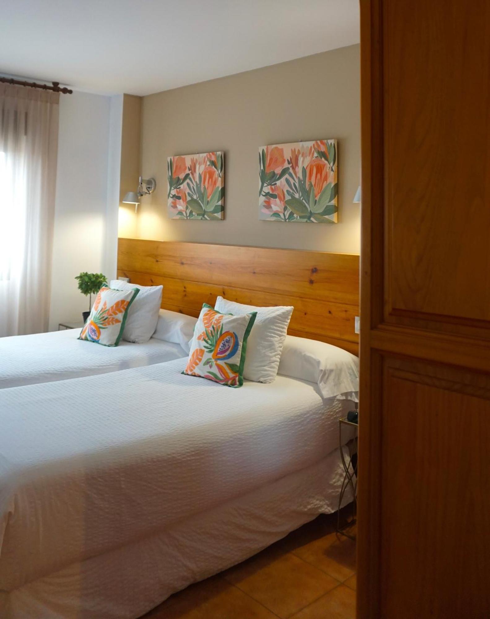 Hotel Gerra Mayor San Vicente De La Barquera Exteriör bild